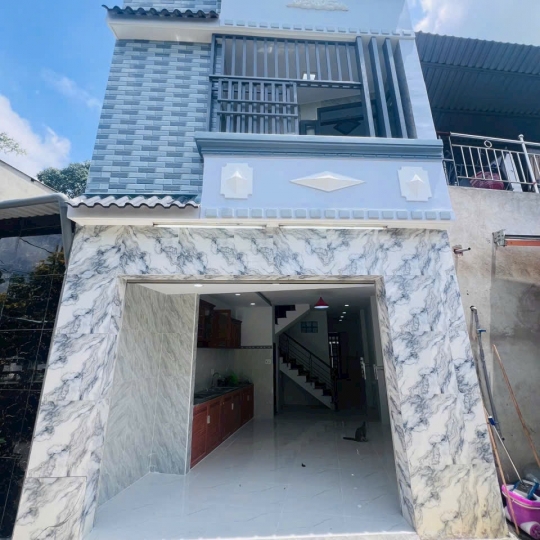 NHÀ BÁN SỔ HỒNG Riêng bình mỹ 