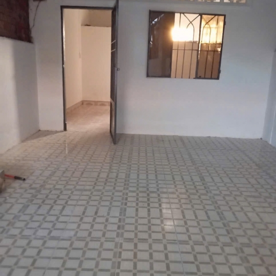 Bán nhà sổ hồng riêng Đông Thạnh