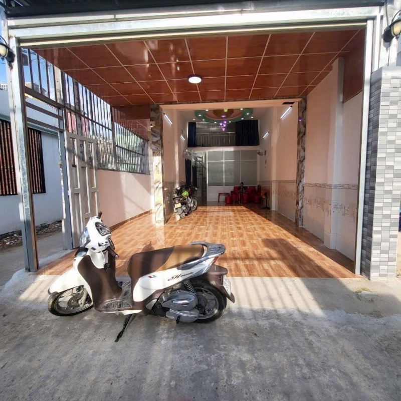 Bán nhà đường Huỳnh Thị Hai Quận 12 