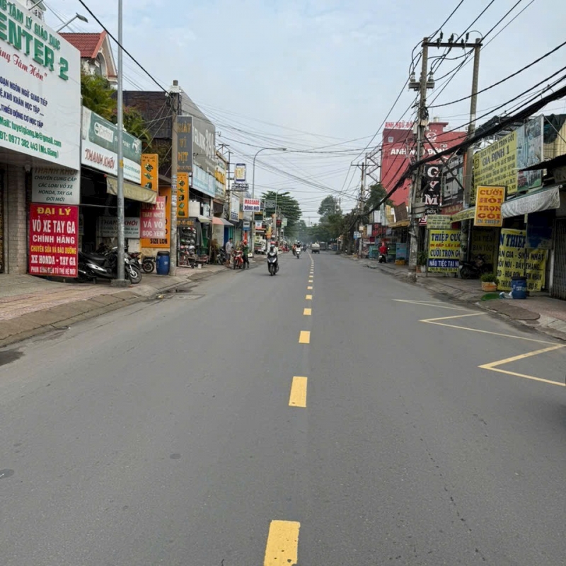 Bán nhà mặt tiền Nguyễn Ảnh Thủ